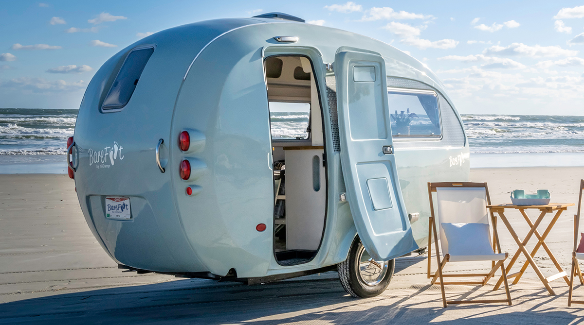 The Barefoot Travel Trailer is RetroChic