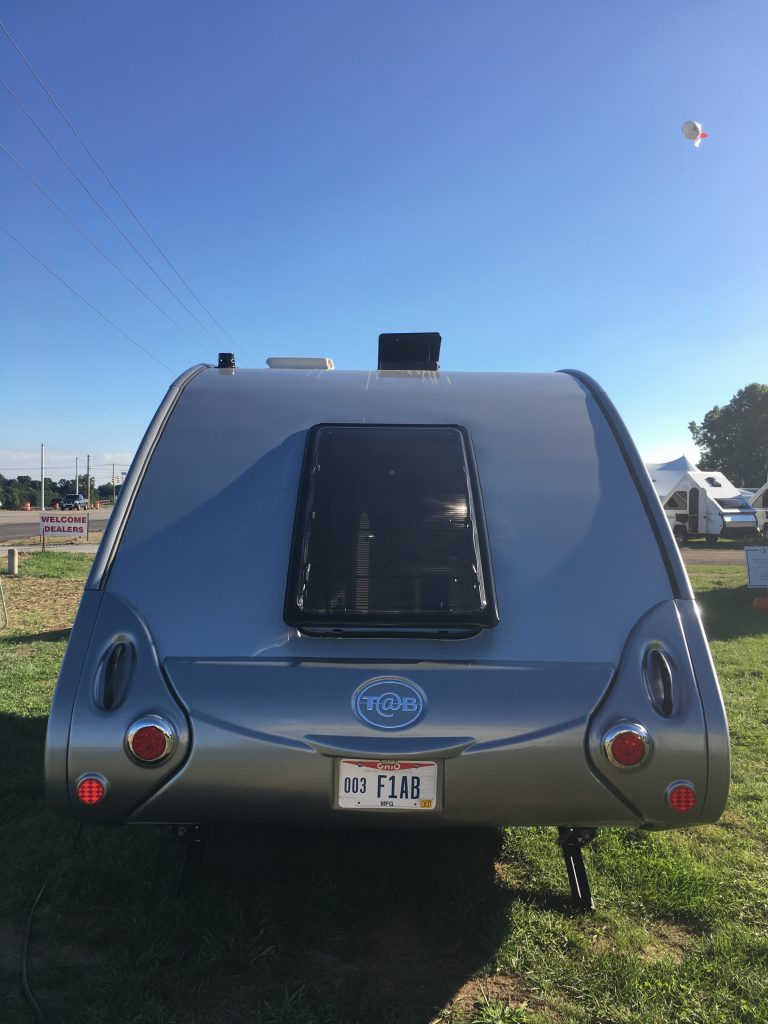 Rear view of TAB 400 prototype, featuring a curved window over the bed.