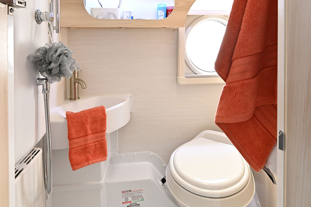 camper with three wc toilette, Stable Diffusion